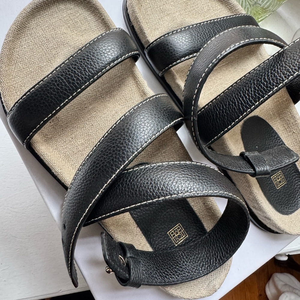 TOTEME Black Leather Sandals